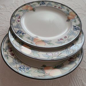 3 Garden Harvest Dinner Plates